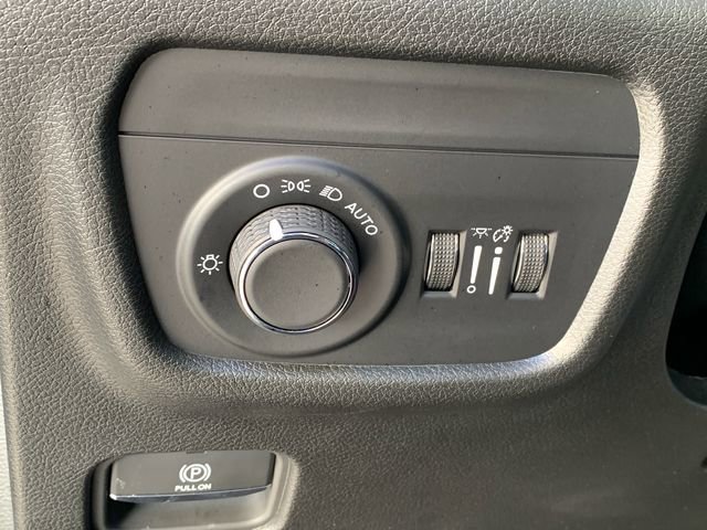 Used 2025 Jeep Grand Cherokee L Altitude image 29