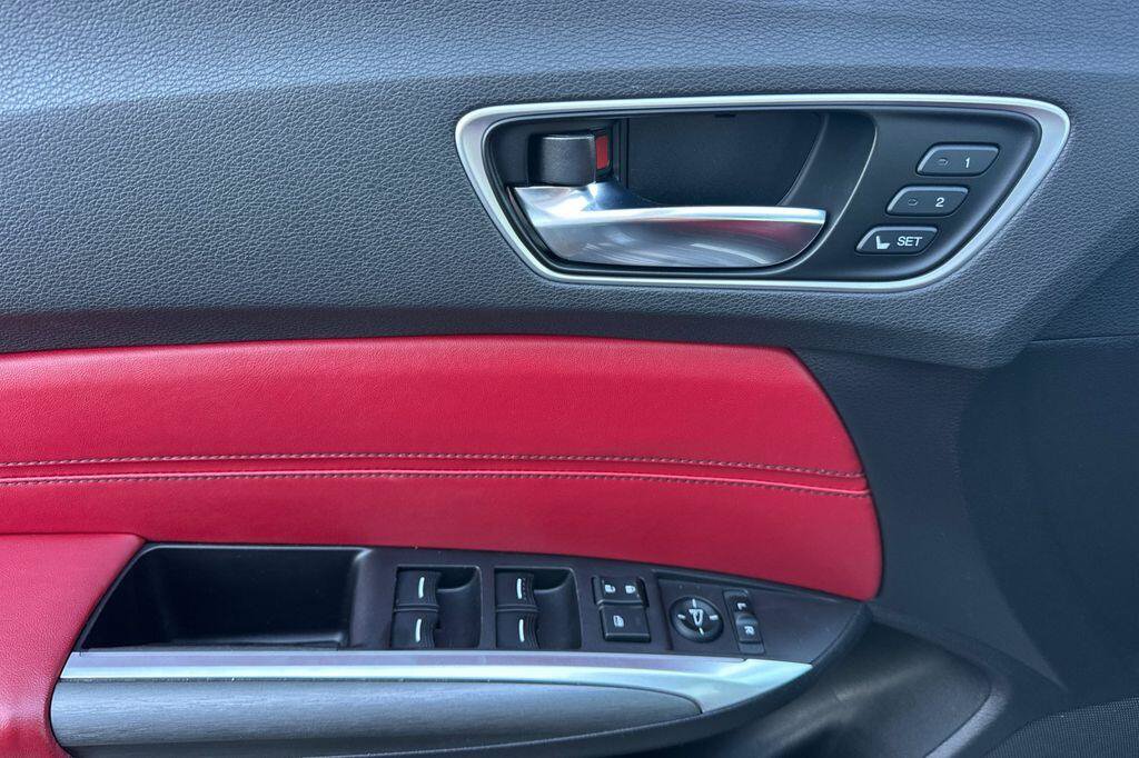 Used 2019 Acura TLX w/ Technology & A-SPEC Package FWD image 11