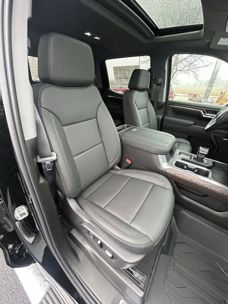 New 2026 GMC Sierra 1500 SLT w/ SLT Premium Package image 14