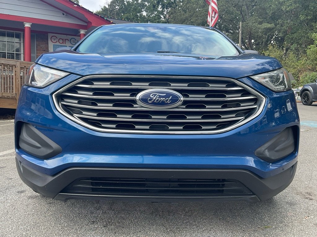 Used 2020 Ford Edge SE image 2