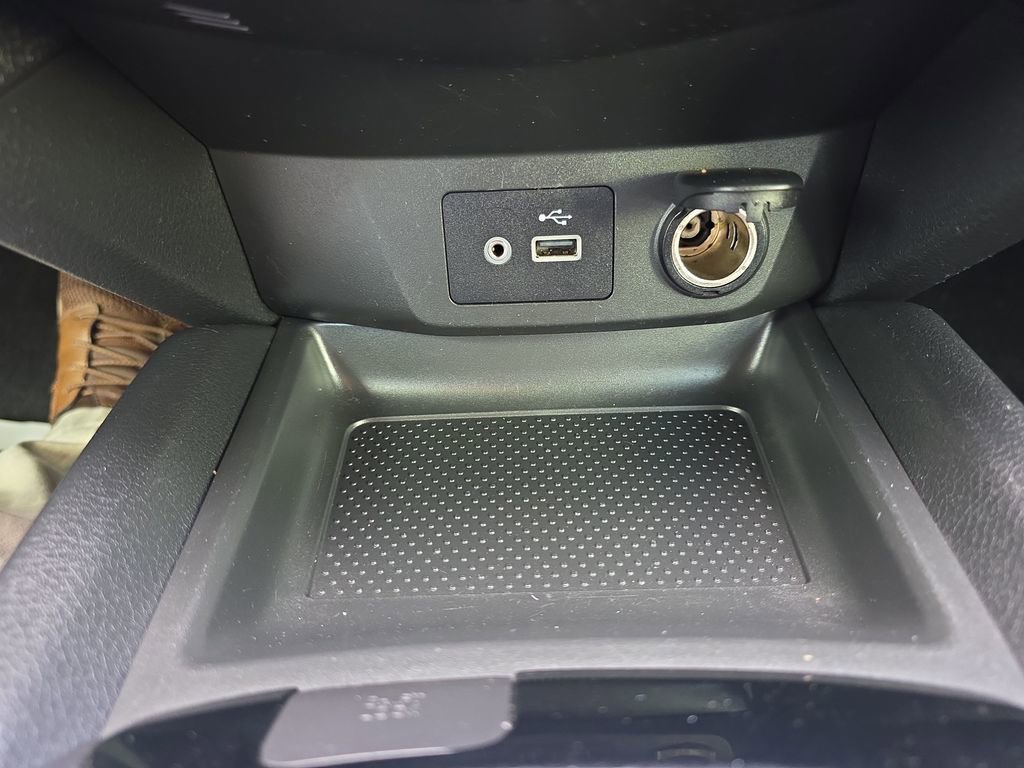 Used 2018 Nissan Rogue S image 31