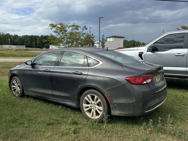 Used 2017 Chrysler 200 Limited Platinum w/ Comfort & Convenience Group FWD image 6