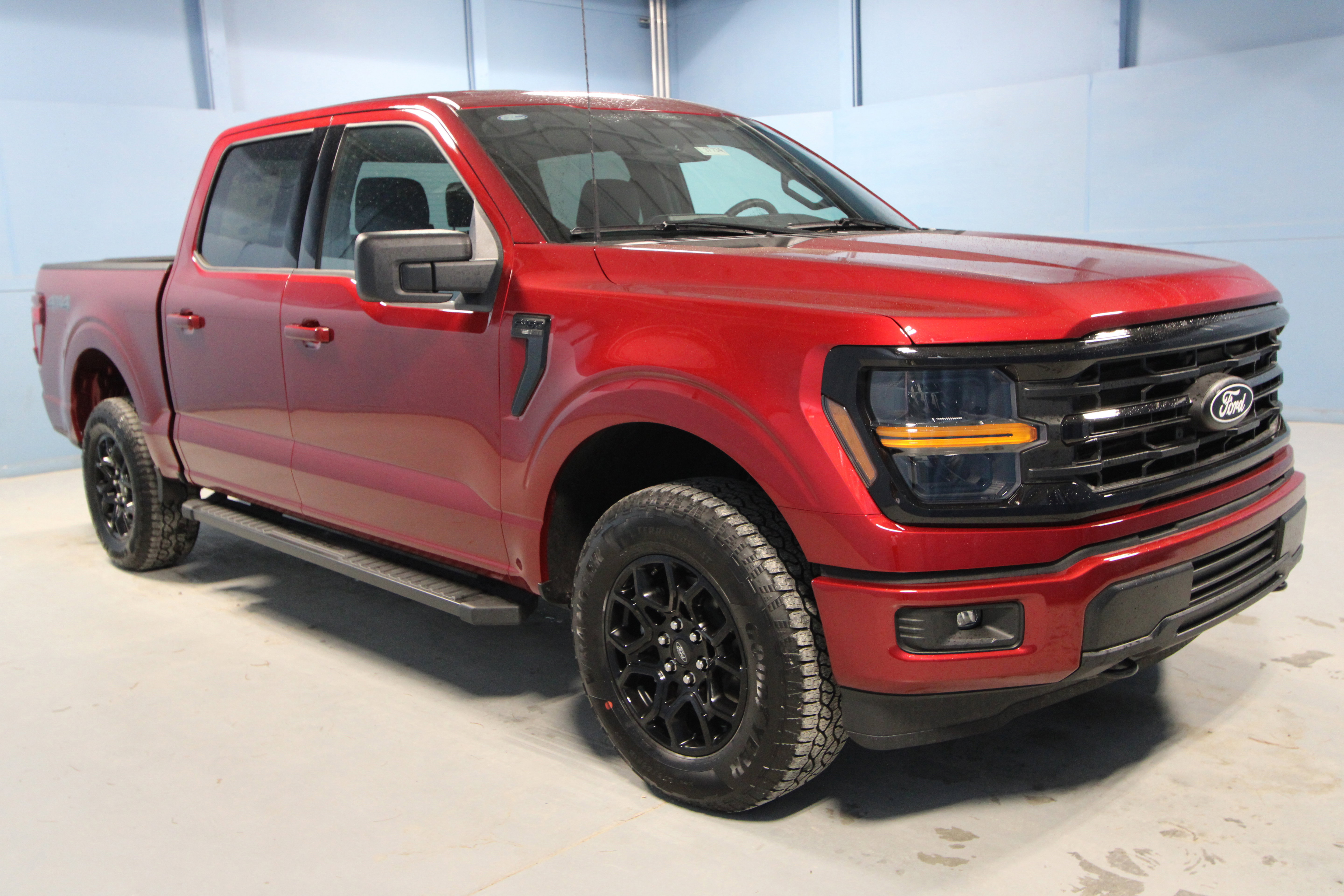 New 2026 Ford F150 XLT w/ XLT Black Appearance Package