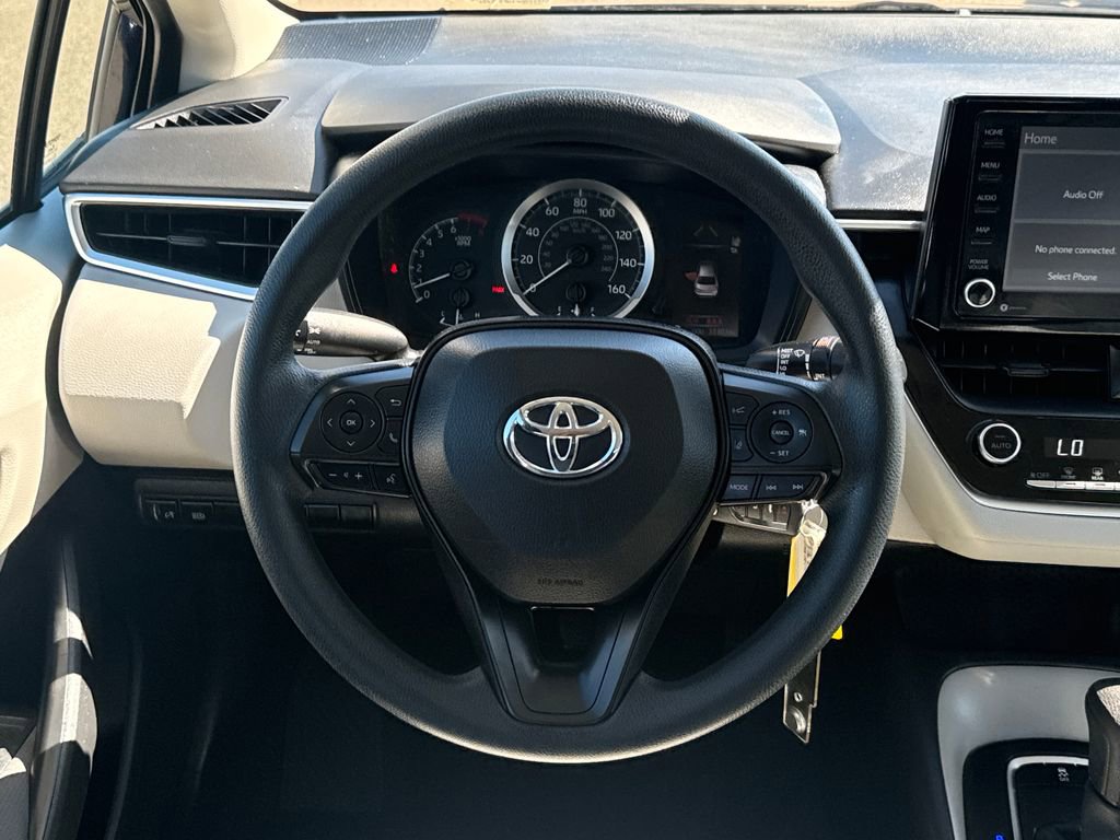 Used 2022 Toyota Corolla LE FWD image 12