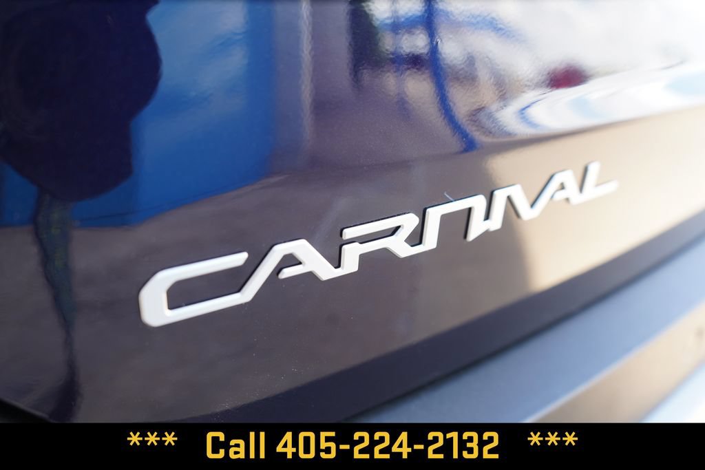 Used 2026 Kia Carnival LXS FWD image 6