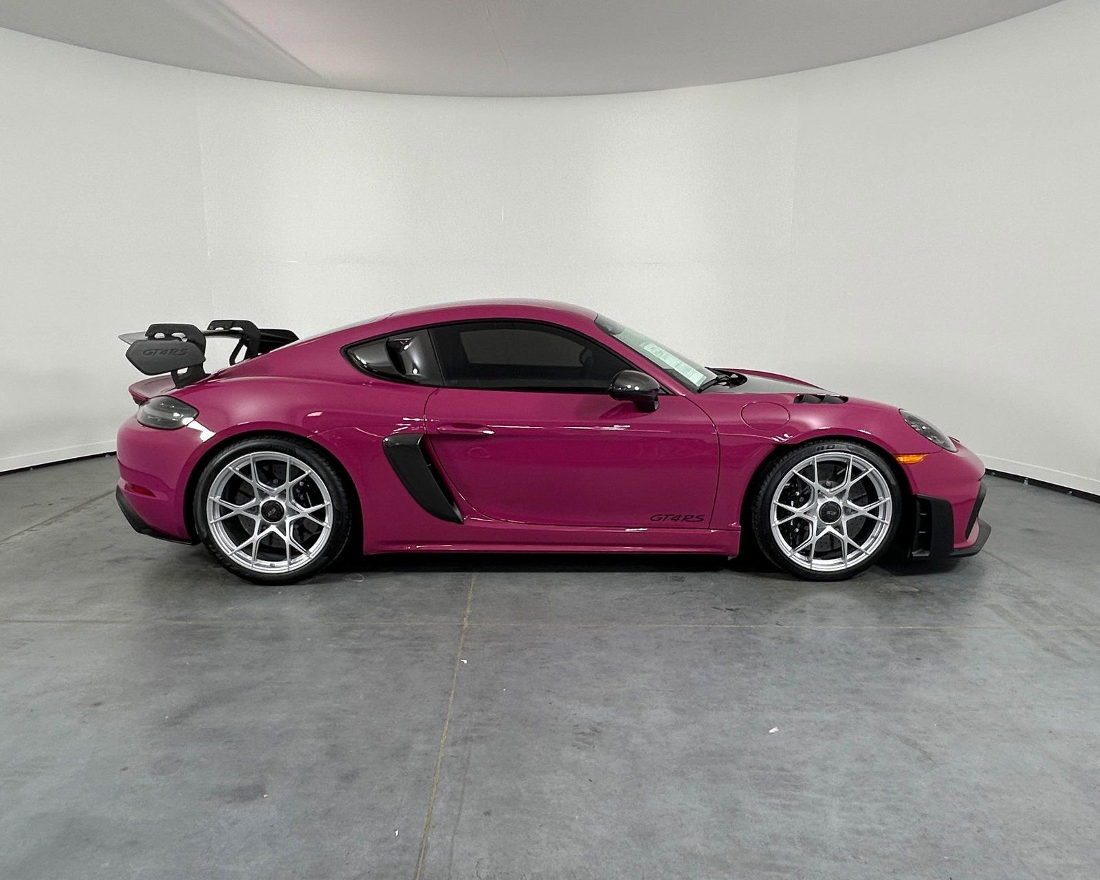 Certified 2024 Porsche 718 Cayman GT4 RS image 8