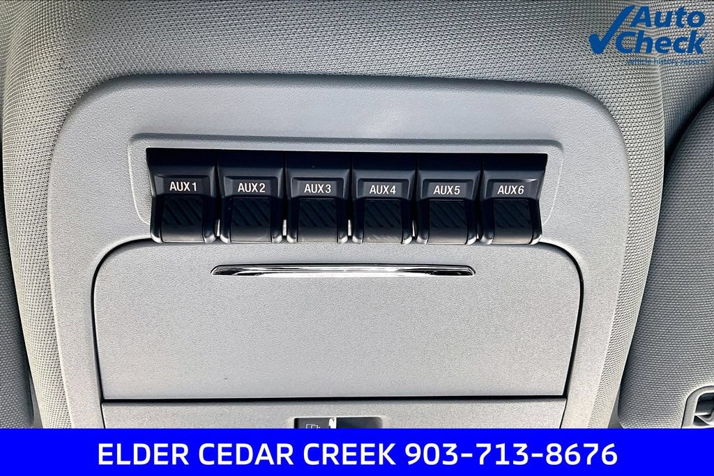 Used 2025 Ford F350 Lariat AWD/4WD image 37