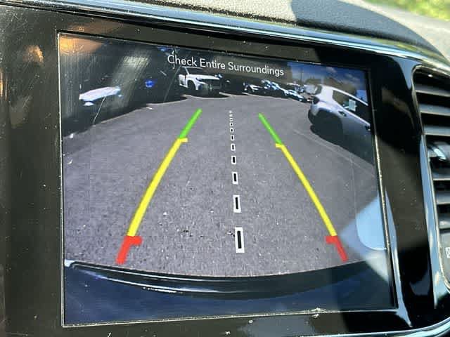 Used 2019 Jeep Grand Cherokee Altitude AWD/4WD image 15