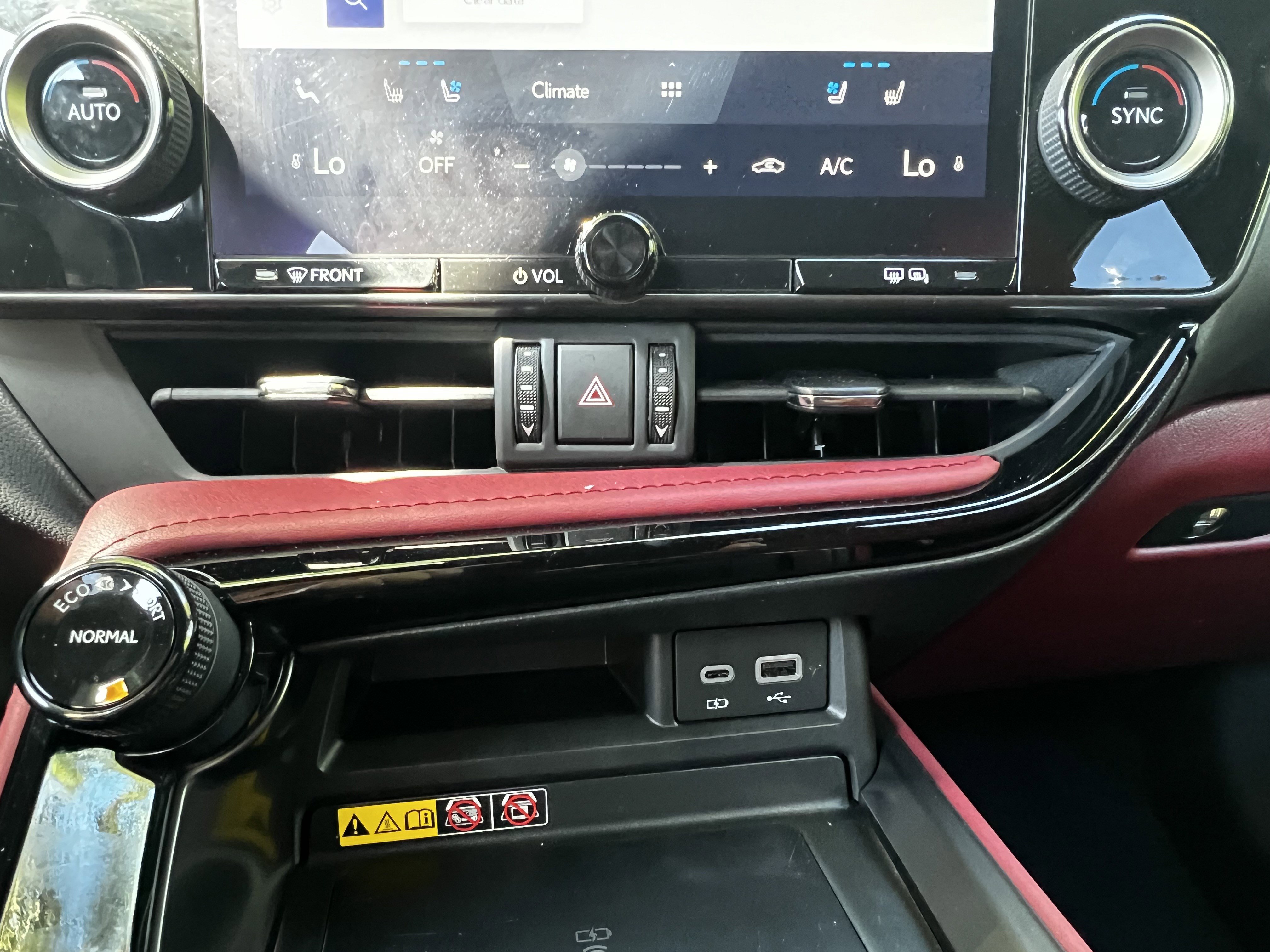 Used 2025 Lexus NX 250 FWD w/ Towing Package (2000 Lbs) image 26