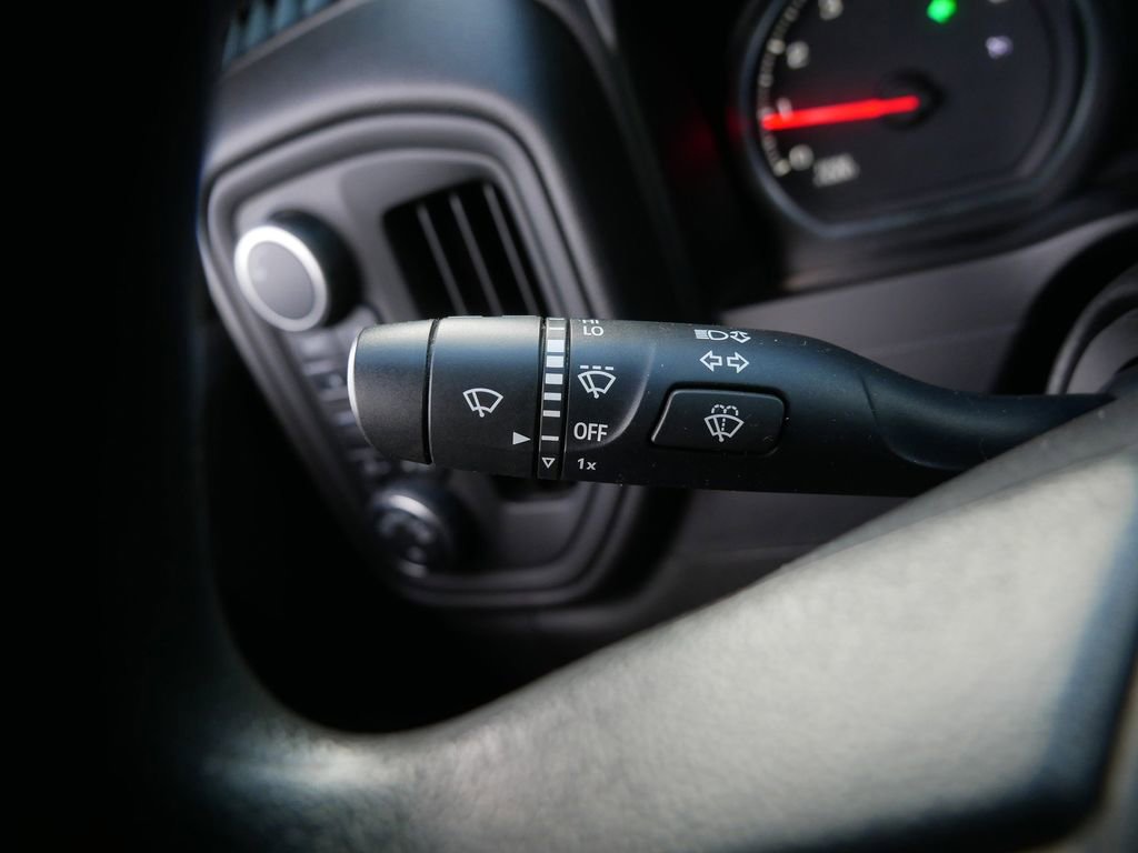 Used 2020 Chevrolet Silverado 1500 Custom w/ Custom Convenience Package image 18