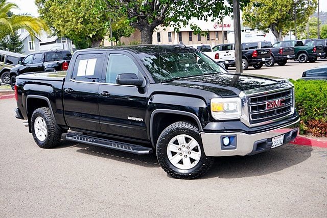 Used 2015 GMC Sierra 1500 SLE w/ SLE Value Package RWD image 3