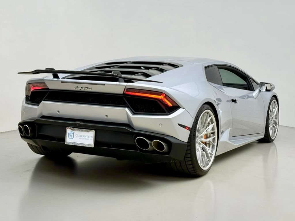 Used 2017 Lamborghini Huracan LP 580-2 RWD image 18
