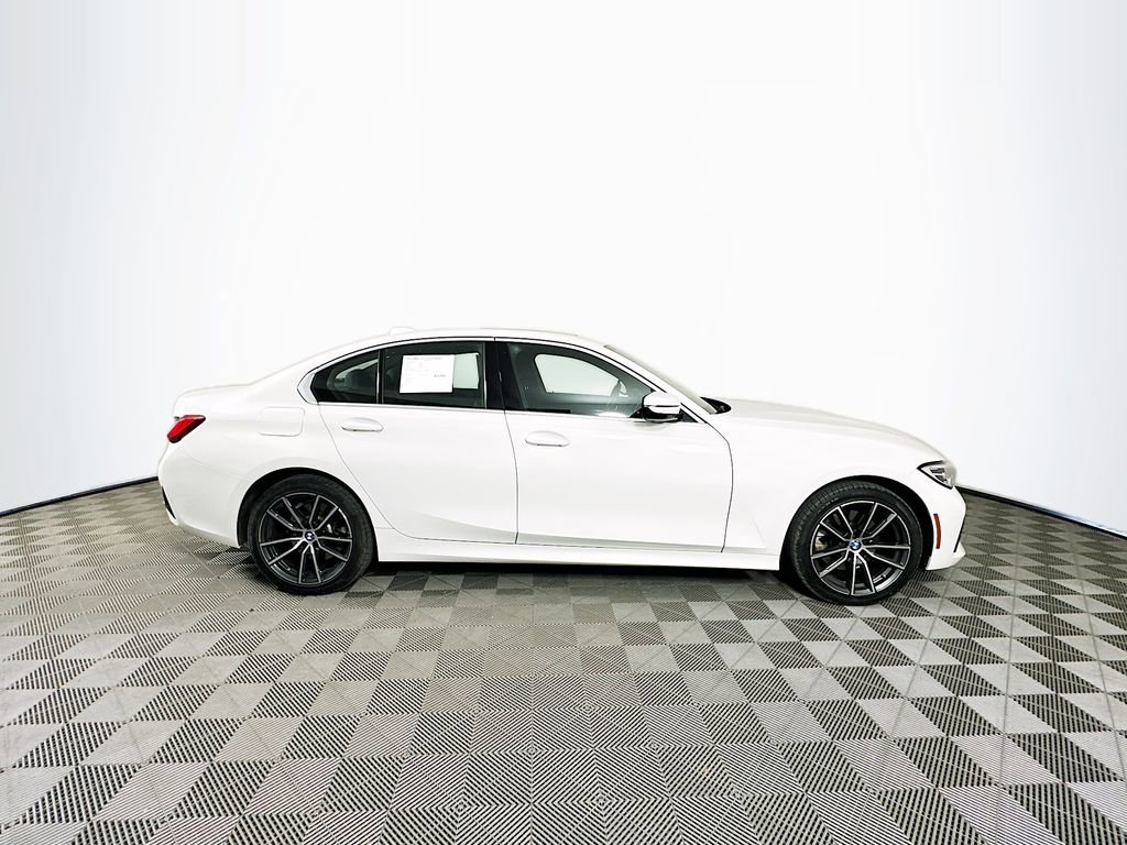 Used 2019 BMW 330i xDrive Sedan w/ Convenience Package image 10