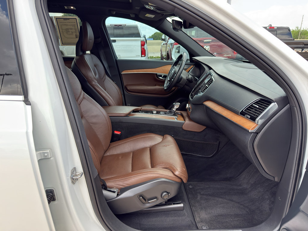 Used 2020 Volvo XC90 T6 Inscription AWD/4WD image 14