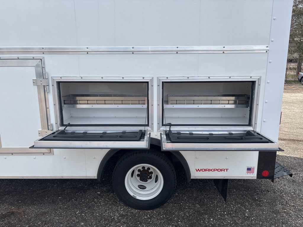 New 2026 Ford E-350 and Econoline 350 Super Duty w/ Power Equipment Group RWD image 21