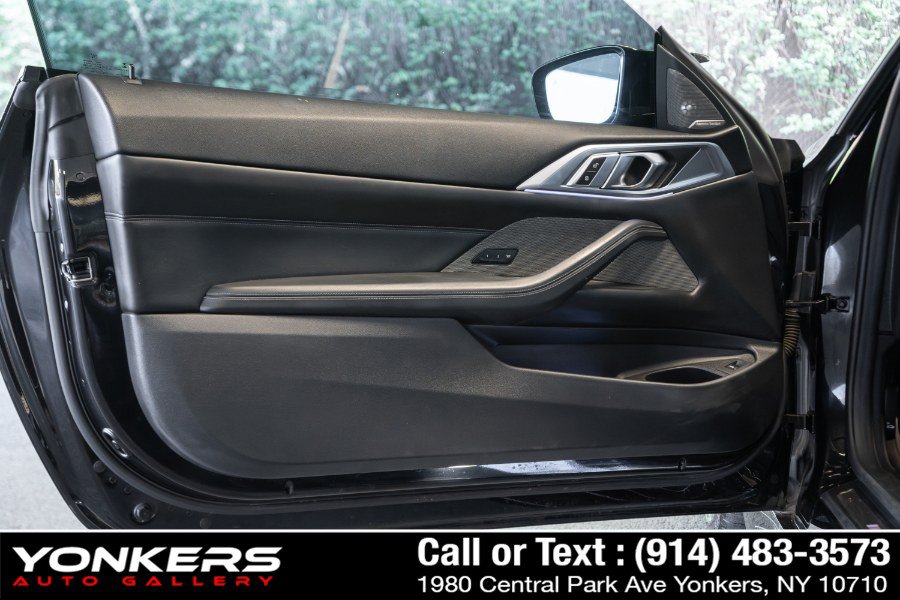 Used 2021 BMW M4 Competition w/ M Carbon Exterior Package RWD image 28