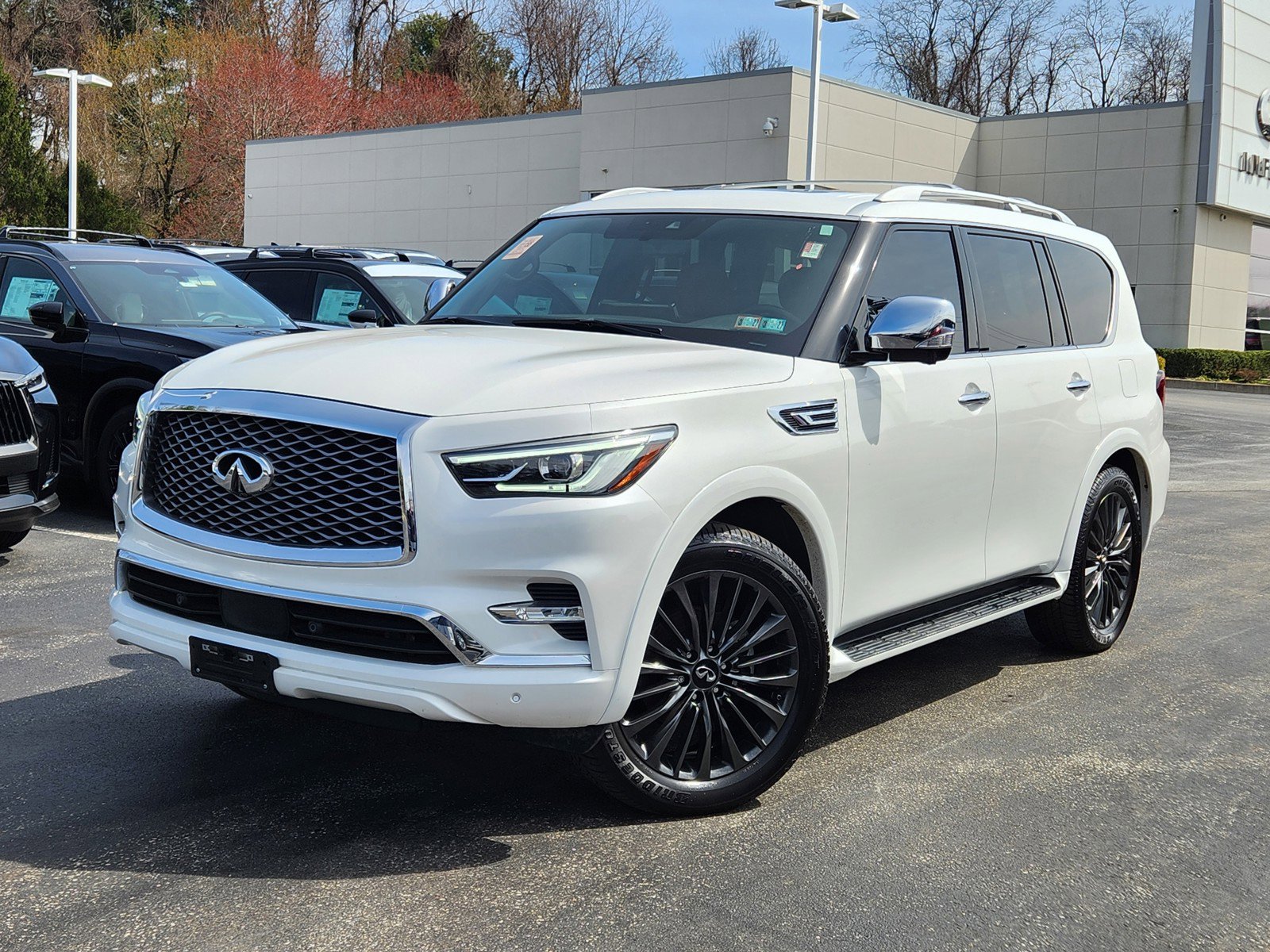 Certified 2024 INFINITI QX80 Sensory w/ Cargo Package image 1