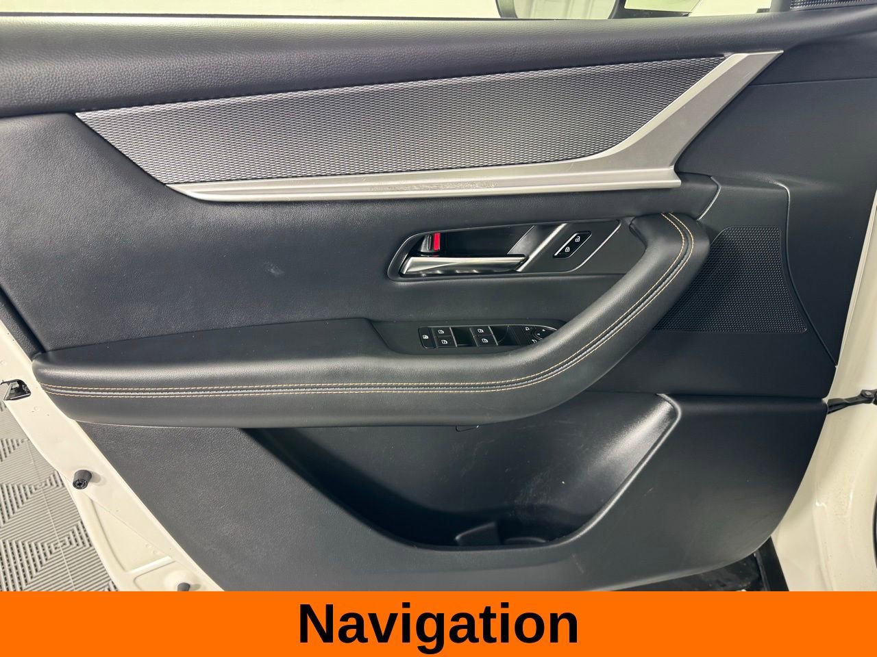 Used 2024 MAZDA CX-90 3.3 Turbo w/ Premium Package image 9