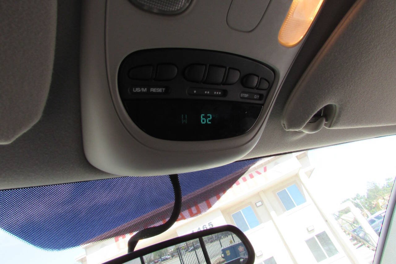 Used 2003 Dodge Ram 1500 Truck 4x4 Quad Cab image 17