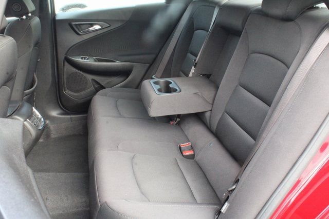 Used 2025 Chevrolet Malibu LT image 28