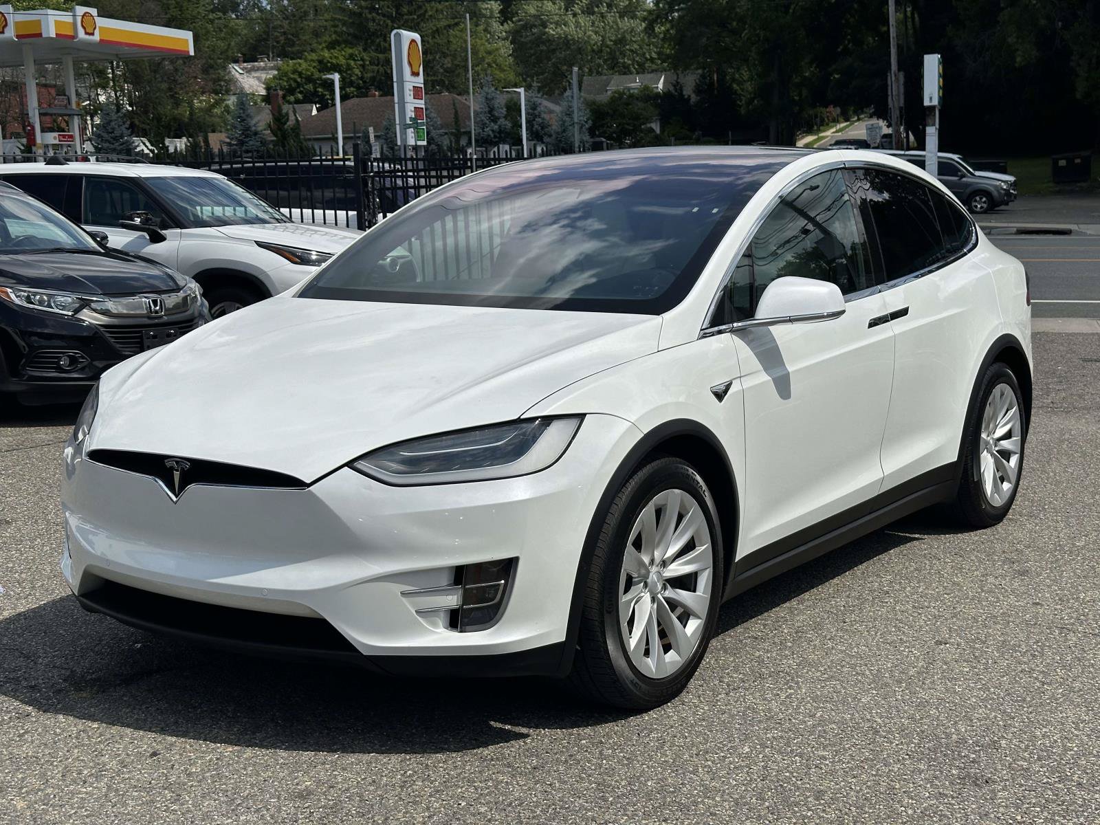Used 2019 Tesla Model X 100D AWD/4WD image 7
