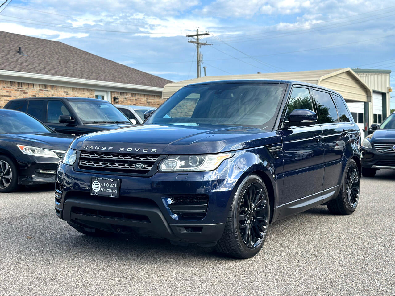 Used 2016 Land Rover Range Rover Sport SE image 4