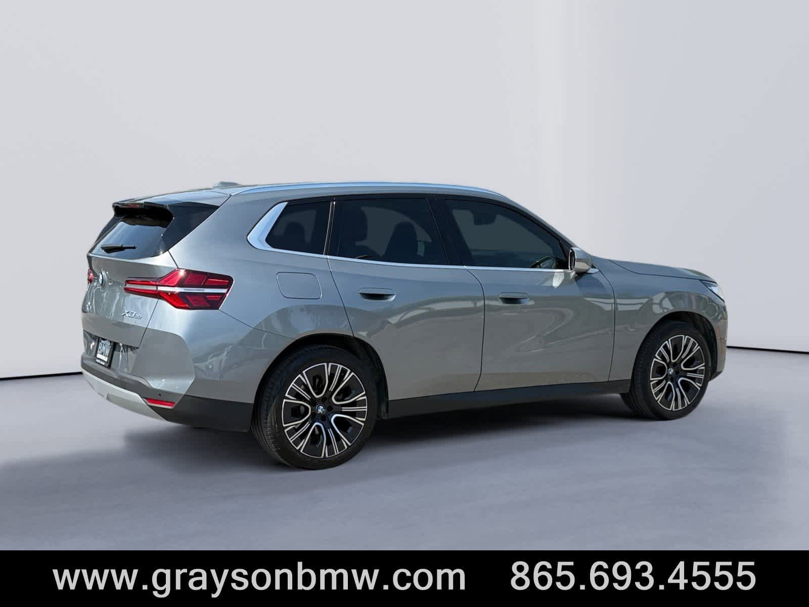 Used 2026 BMW X3 xDrive30 w/ Convenience Package AWD/4WD image 3