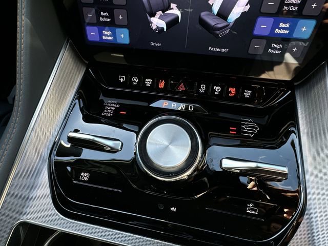 Used 2023 Jeep Grand Wagoneer Series II w/ Flexible Seating Group image 28