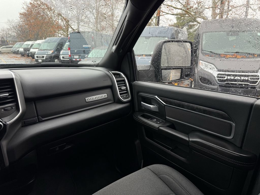 Used 2024 RAM 2500 Big Horn w/ Sport Appearance Package image 29