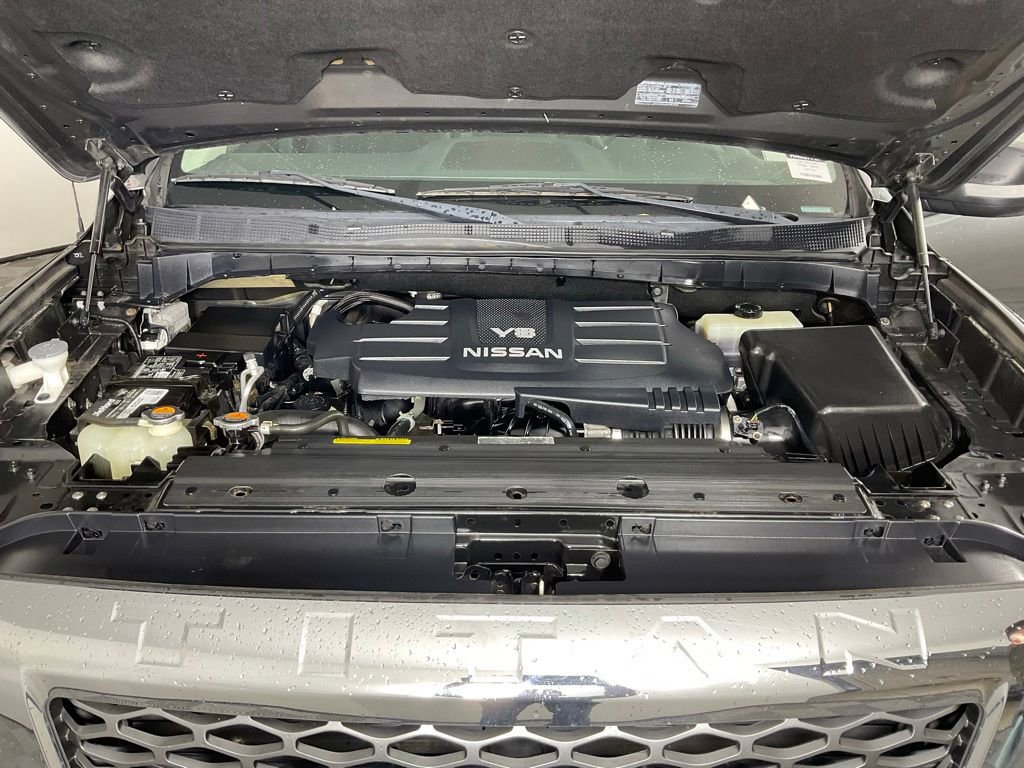 Used 2017 Nissan Titan SV RWD image 9
