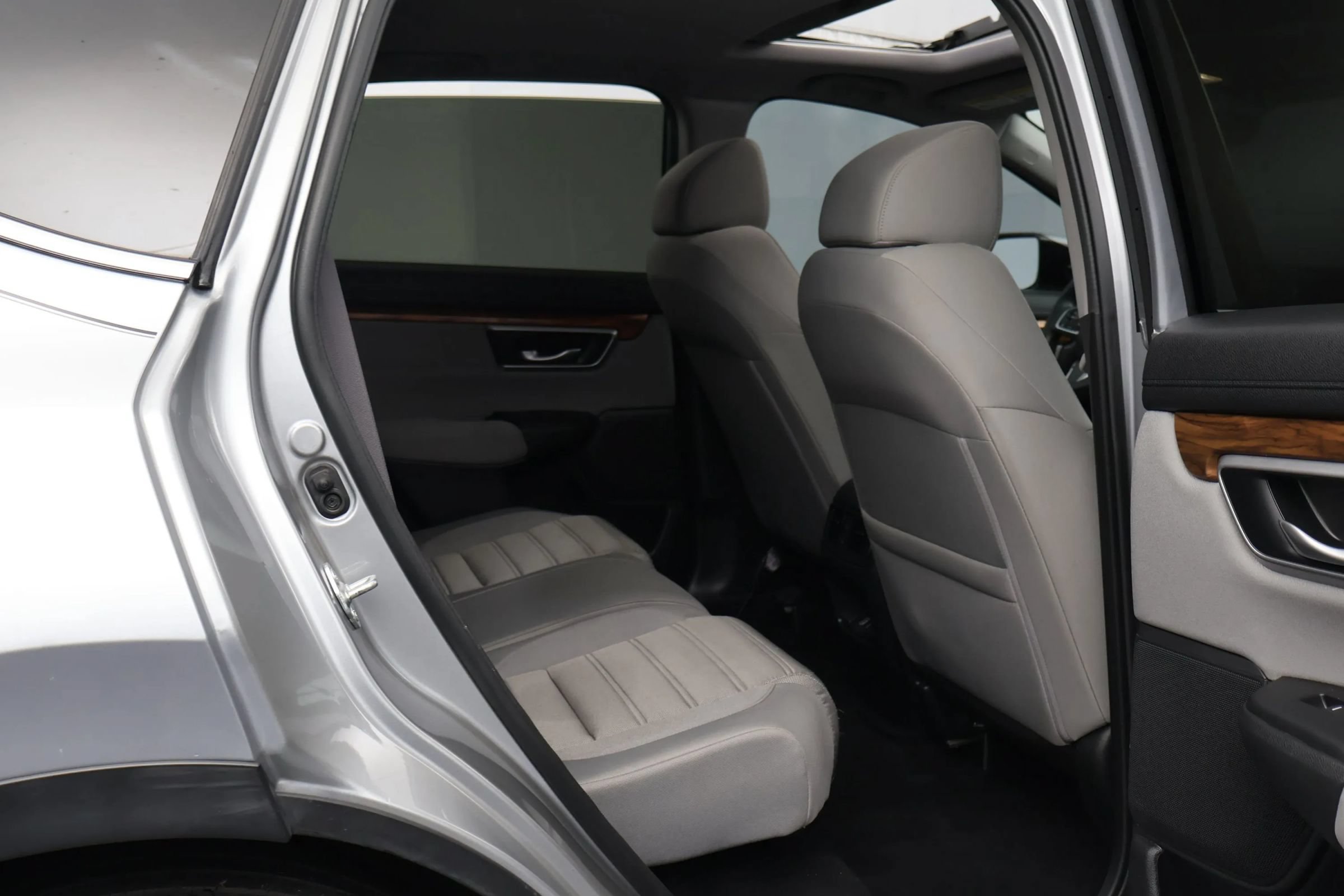 Used 2022 Honda CR-V EX image 15