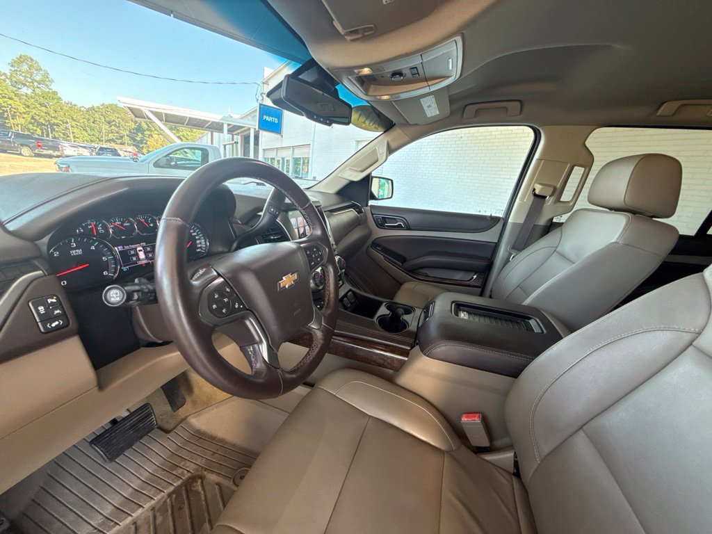 Used 2017 Chevrolet Tahoe LT w/ Luxury Package RWD image 36