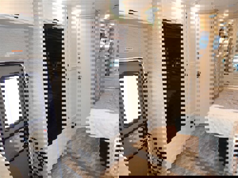 Used 2022 Ford E-450 and Econoline 450 Super Duty w/ Motorhome Prep Package image 40