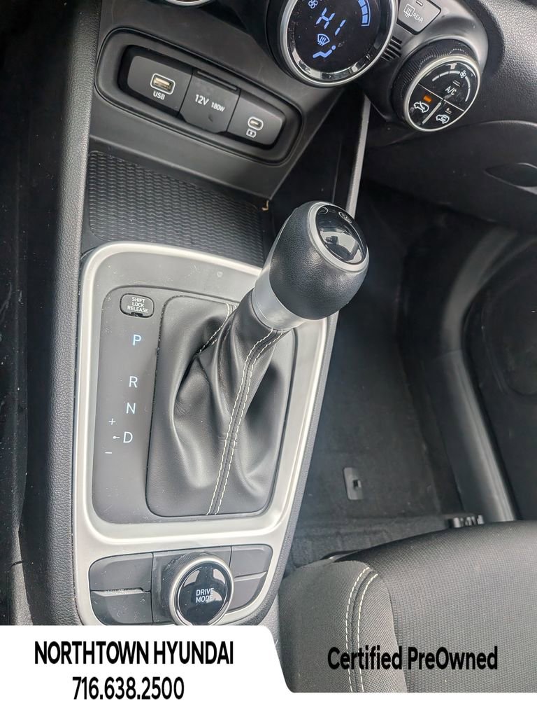 Certified 2023 Hyundai Venue SEL w/ Cargo Package image 16