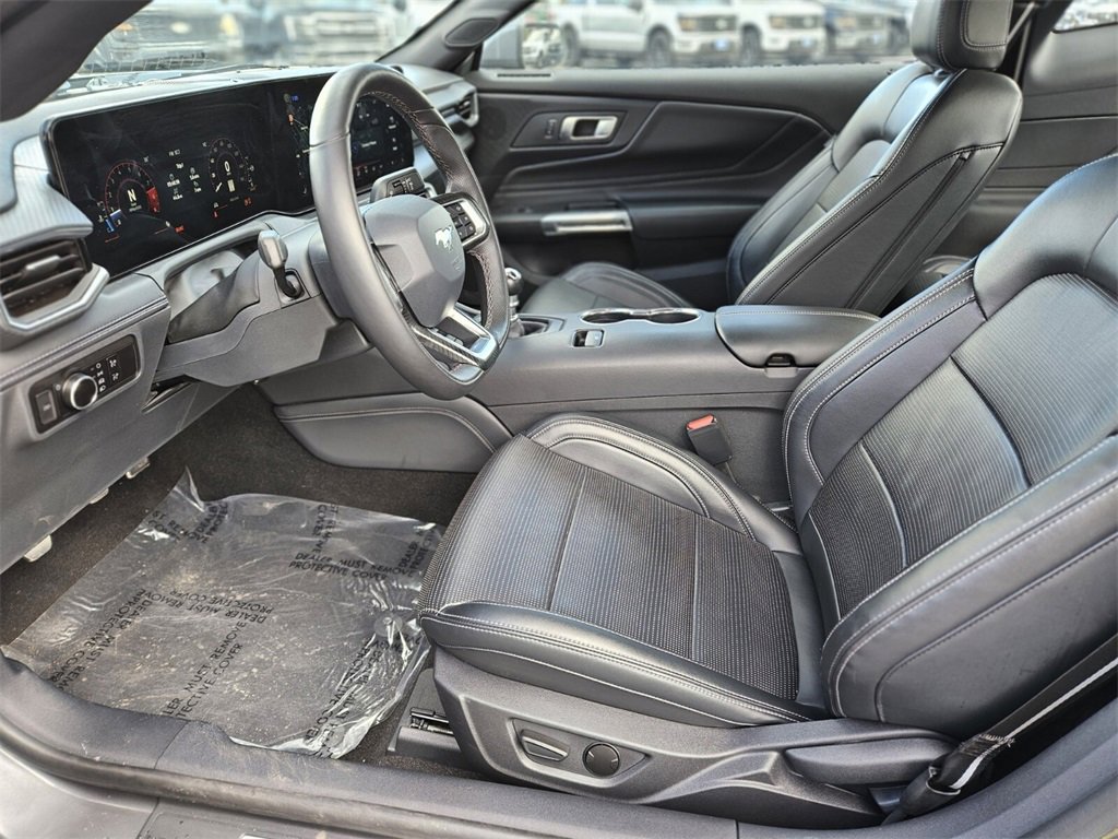 Used 2024 Ford Mustang GT Premium image 12