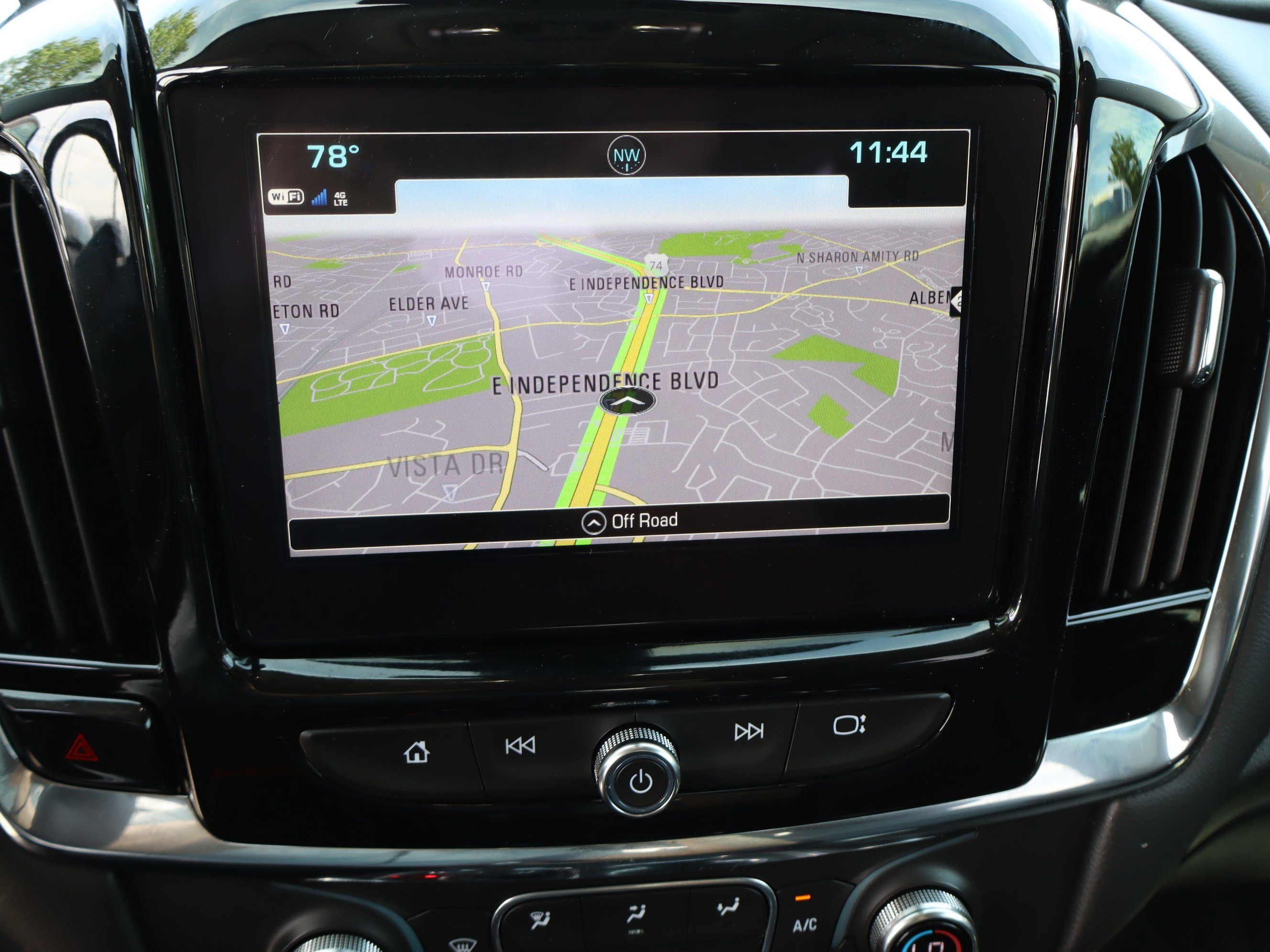 Used 2019 Chevrolet Traverse RS w/ LPO, Floor Liner Package AWD/4WD image 26