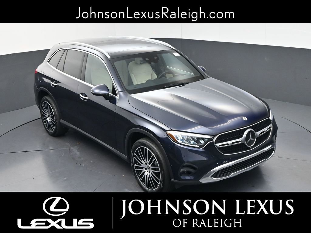 Used 2024 Mercedes-Benz GLC 300 4MATIC image 22
