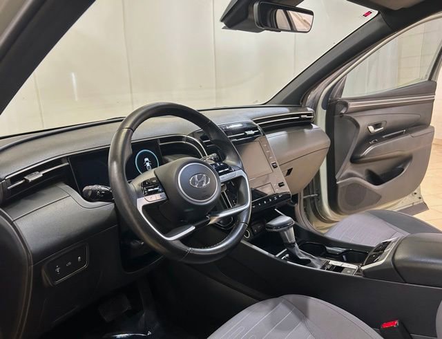 Used 2022 Hyundai Santa Cruz SEL Premium image 15