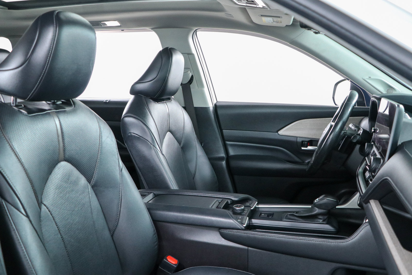 Used 2024 Toyota Grand Highlander AWD image 29