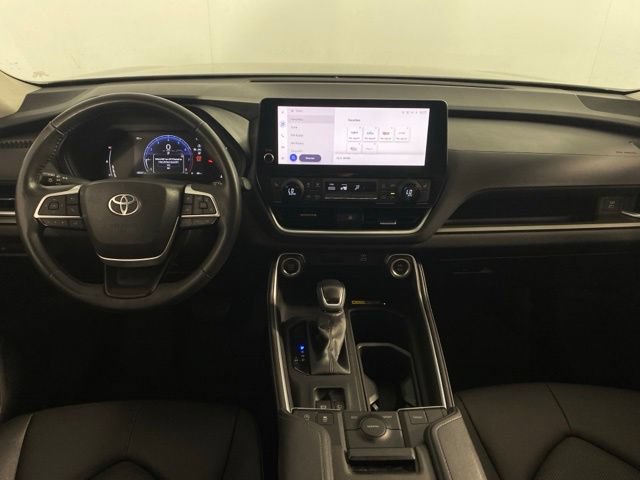 Used 2025 Toyota Grand Highlander FWD image 25