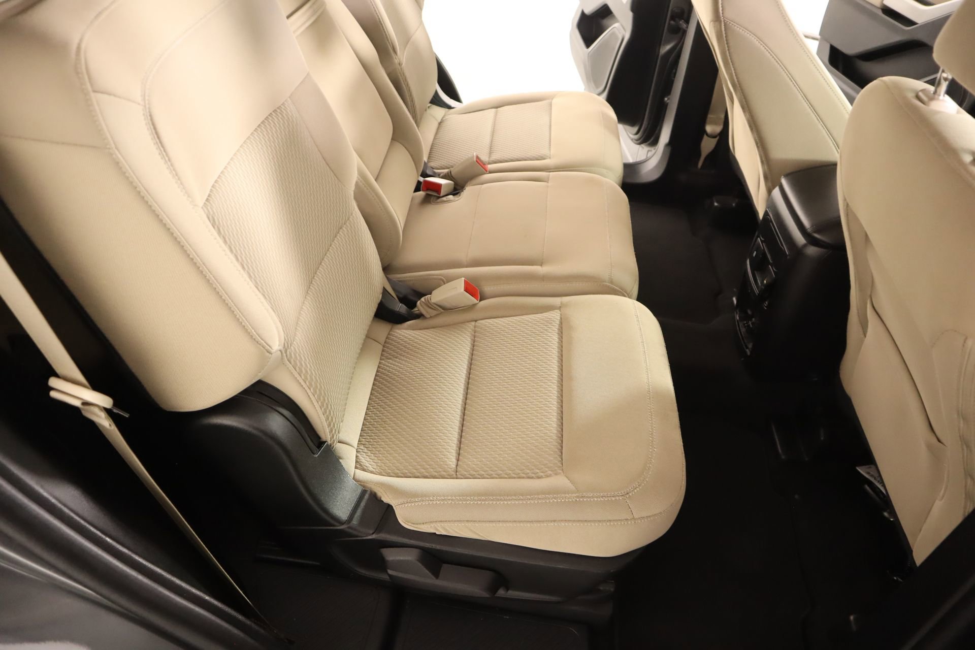 Used 2022 Ford Explorer XLT RWD image 15