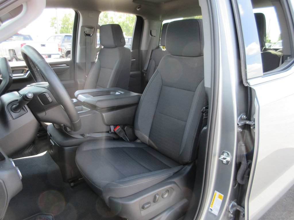Certified 2026 GMC Sierra 1500 SLE RWD image 19