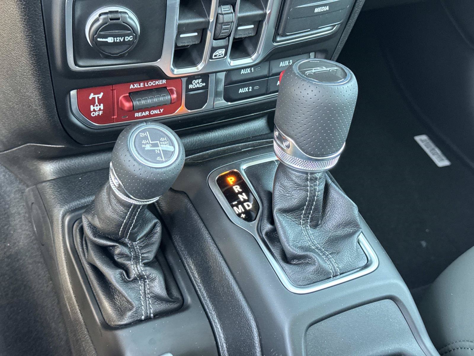 New 2026 Jeep Gladiator Mojave AWD/4WD image 19