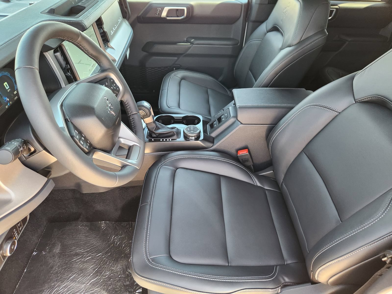New 2026 Ford Bronco Outer Banks AWD/4WD image 15