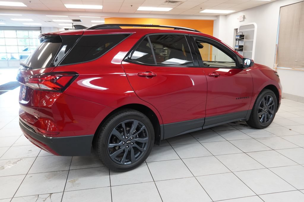Certified 2023 Chevrolet Equinox RS FWD image 14