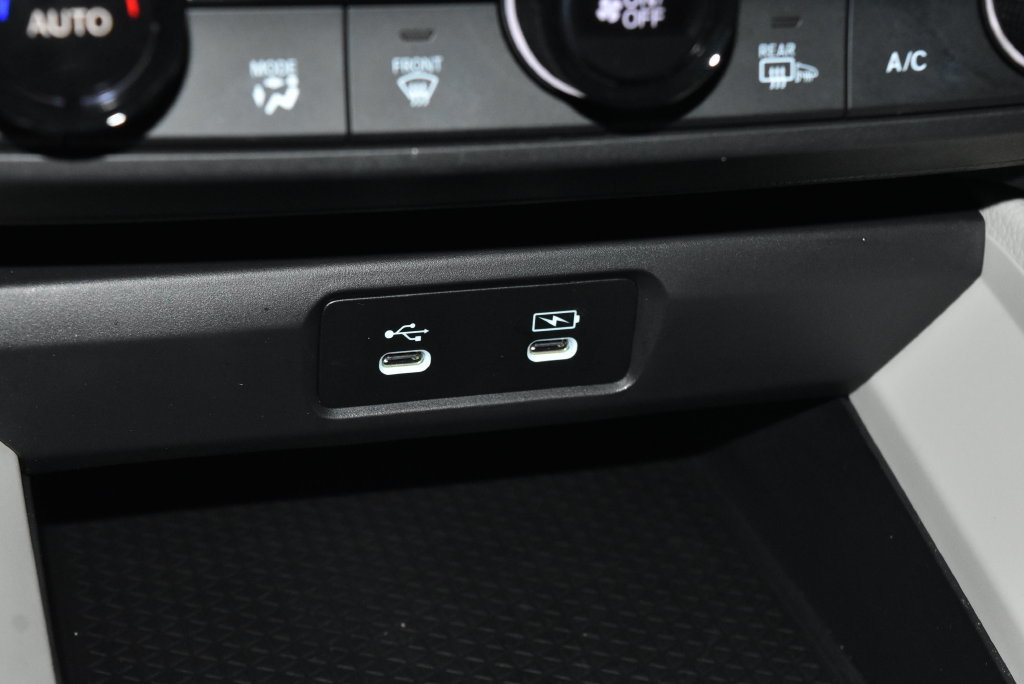 Used 2024 Honda Accord EX image 13