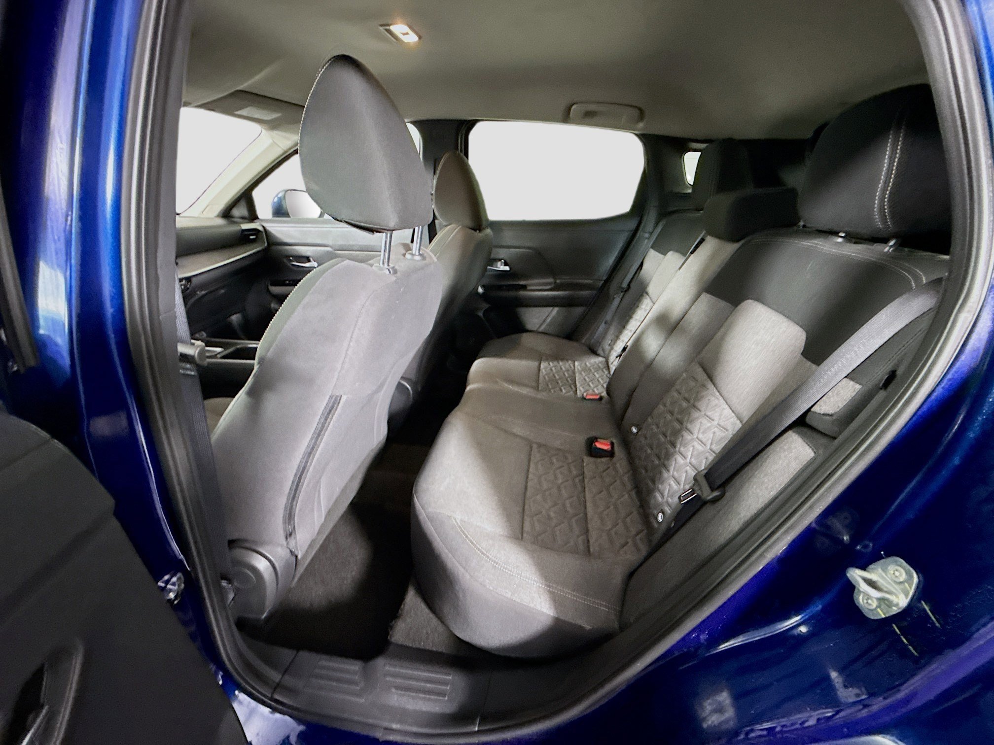 Used 2025 Nissan Kicks SV image 25