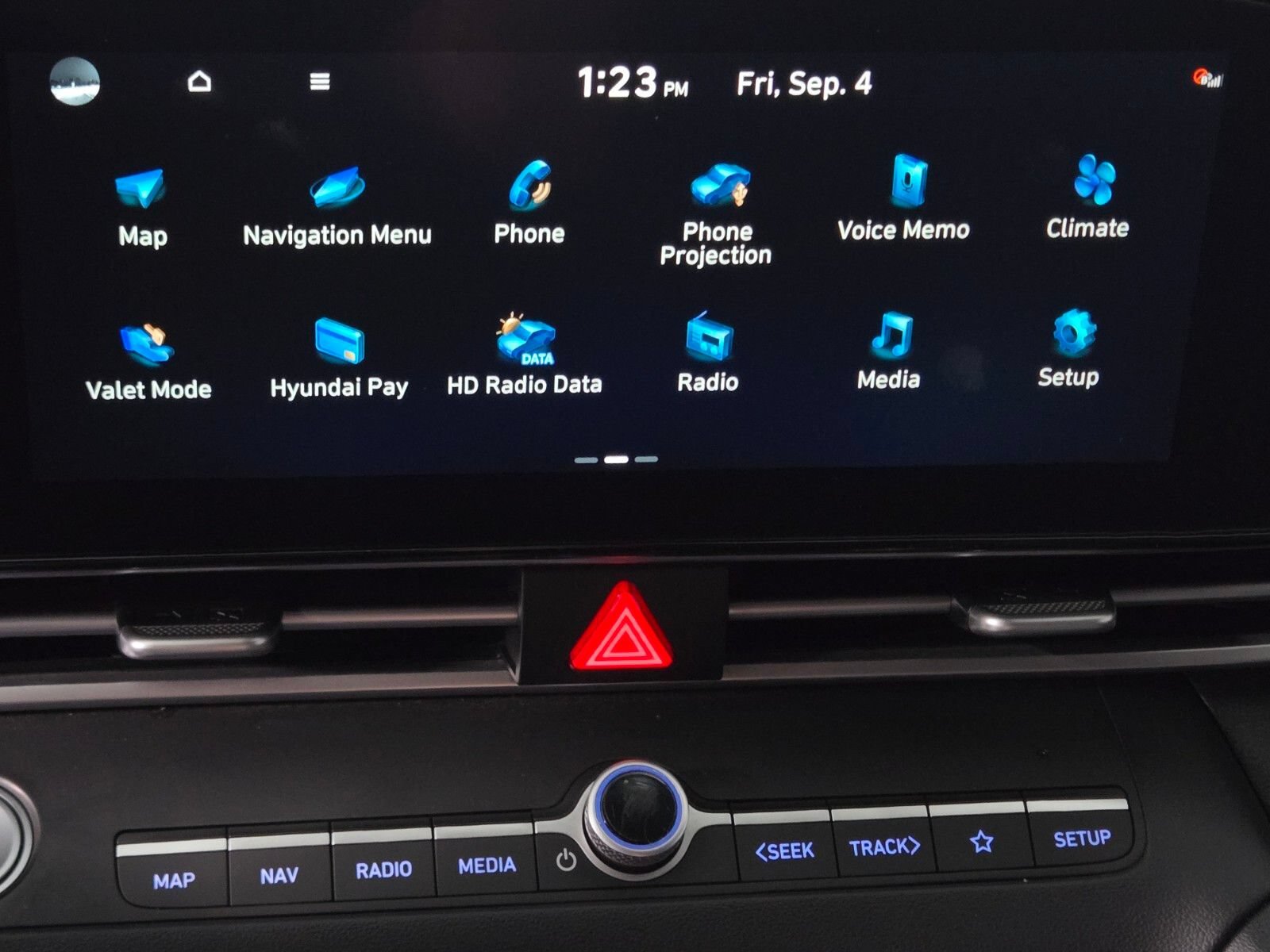 Used 2023 Hyundai Elantra SEL w/ Convenience Package FWD image 28