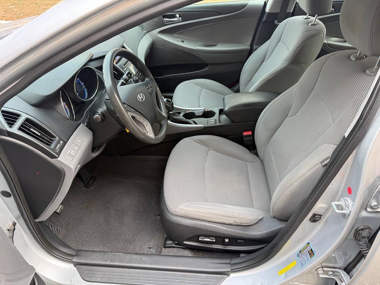 Used 2013 Hyundai Sonata GLS w/ Popular Equipment Pkg FWD image 12