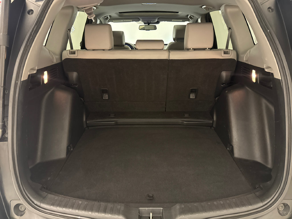 Used 2020 Honda CR-V EX-L image 11